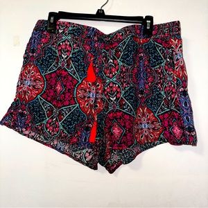 Flowy Gap Shorts Large